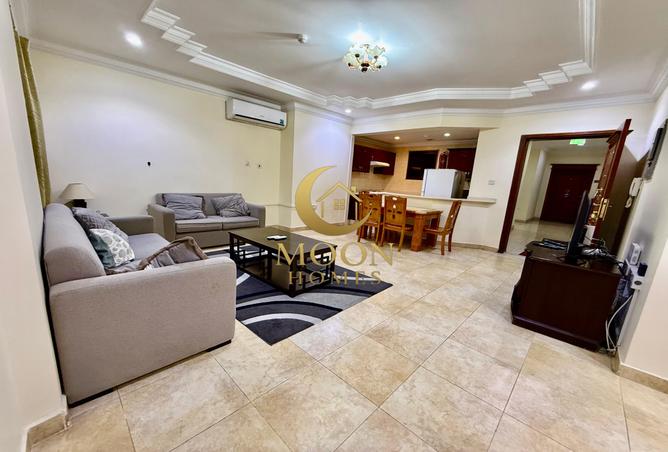 973156 - Property Image 2