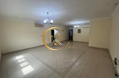 Apartment - 2 Bedrooms - 2 Bathrooms for rent in T Block - Al Manara Street - Al Sadd - Doha