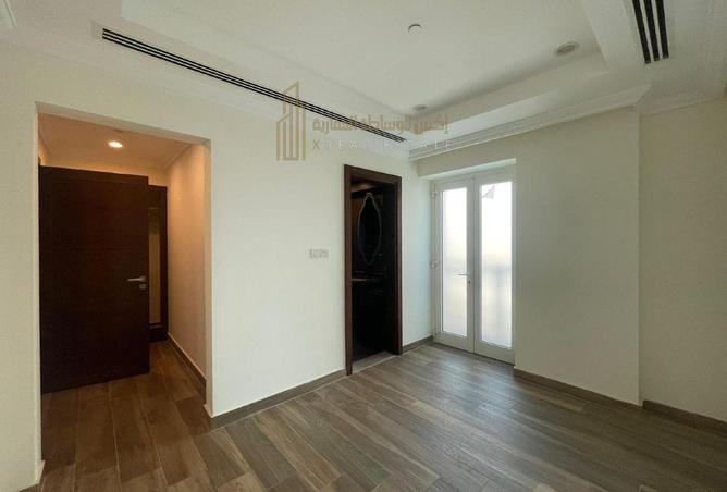 972313 - Property Image 3