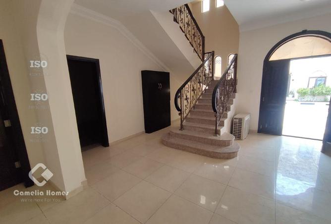 966142 - Property Image 2