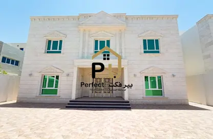 فيلا - 7 غرف نوم - 7 حمامات للبيع في فلل الدحيل - الدحيل - الدوحة