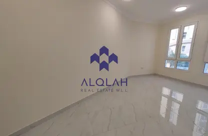 Apartment - 3 Bedrooms - 2 Bathrooms for rent in Musheireb - Musheireb - Doha