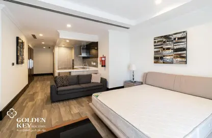 Apartment - Studio - 1 Bathroom for rent in Viva Central - Viva Bahriyah - The Pearl Island - Doha