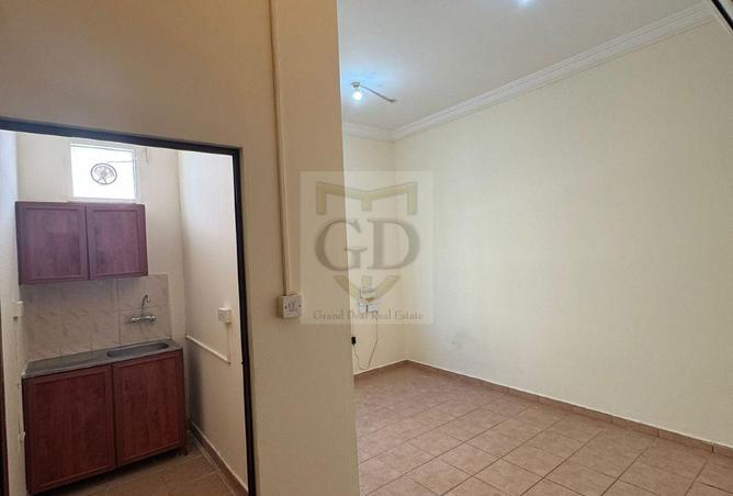 942114 - Property Image 3