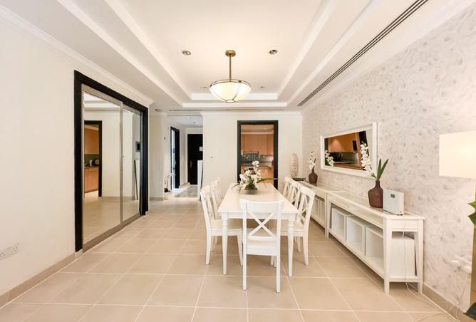 881644 - Property Image 3