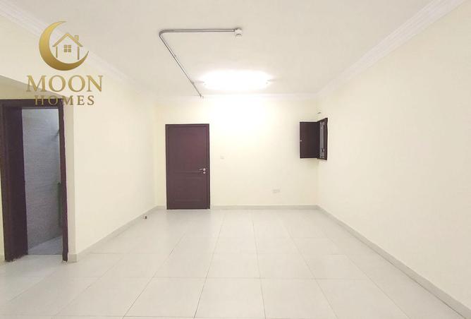 1005903 - Property Image 2