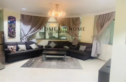 Living Room image for: Apartment - 1 Bedroom - 2 Bathrooms for rent in Najma - Doha, Image 1
