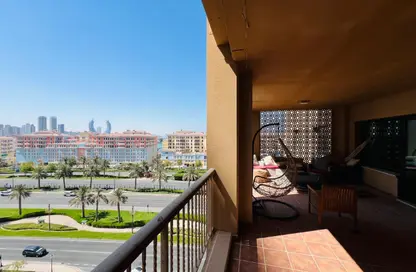 Apartment - 1 Bedroom - 2 Bathrooms for sale in One Porto Arabia - Porto Arabia - The Pearl Island - Doha