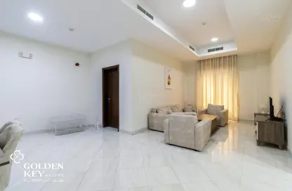 Whole Building - Studio - 3 Bathrooms for rent in Rawdat Al Khail - Rawdat Al Khail - Doha