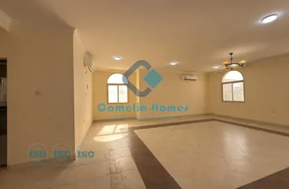 Villa - 4 Bedrooms - 4 Bathrooms for rent in Old Airport Road - Old Airport Road - Doha