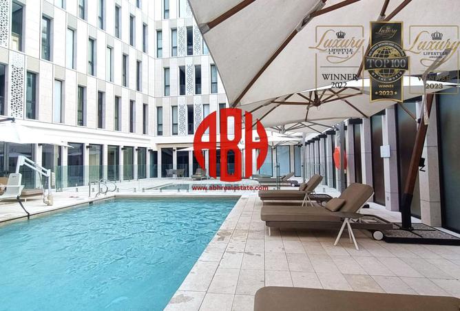 932301 - Property Image 2