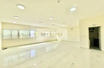 مساحات مكتبية - استوديو - 1 حمام للايجار في منتزه 35 - المنتزه - الدوحة