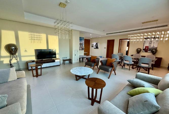 944553 - Property Image 3