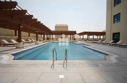 Apartment - 1 Bedroom - 2 Bathrooms for rent in Tower 23 - Porto Arabia - The Pearl Island - Doha