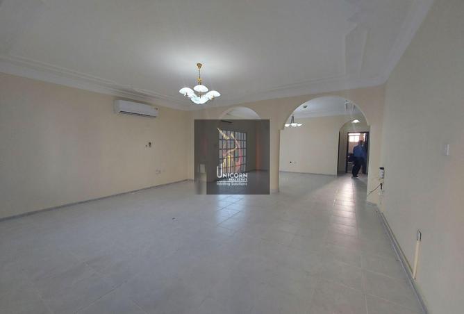 940549 - Property Image 3