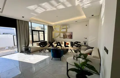 Villa - 5 Bedrooms - 7 Bathrooms for rent in Al Hadara Street - Al Thumama - Doha
