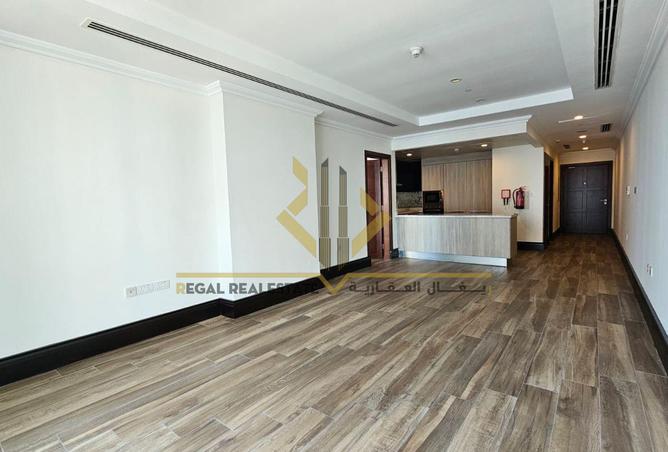 952819 - Property Image 2