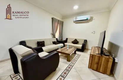 Apartment - 2 Bedrooms - 2 Bathrooms for rent in Al Muntazah Street - Al Muntazah - Doha