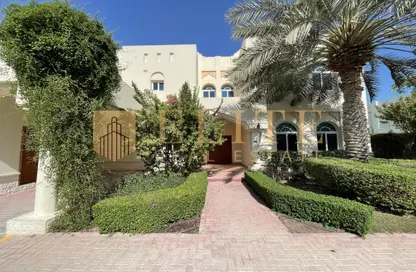 فيلا - 4 غرف نوم - 5 حمامات للايجار في فلل واست باي لاغون - وست باي لاجون - بحيرة وست لاجون - الدوحة