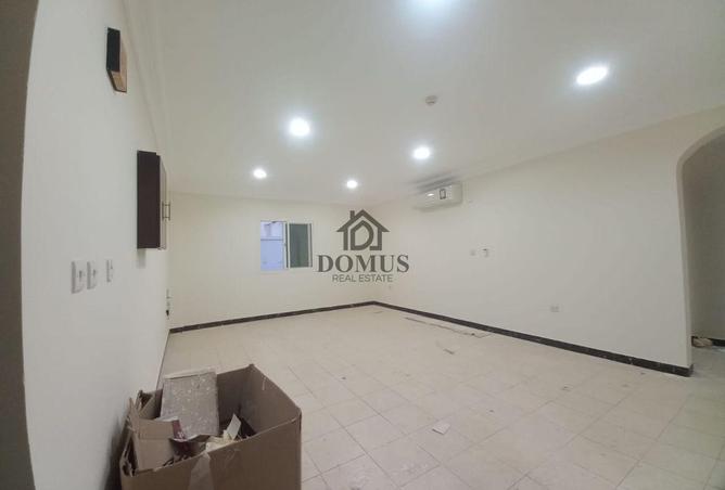 990873 - Property Main Image