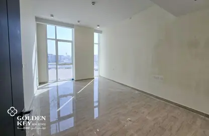 Apartment - 1 Bedroom - 2 Bathrooms for rent in Blossom Tower - Lusail