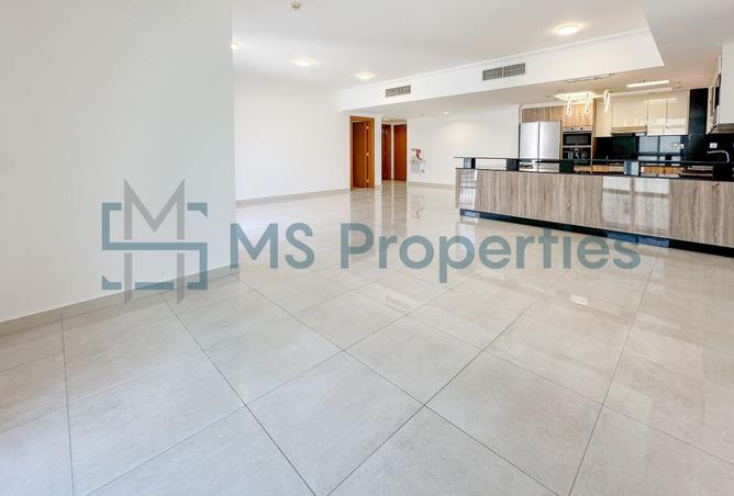983893 - Property Image 3