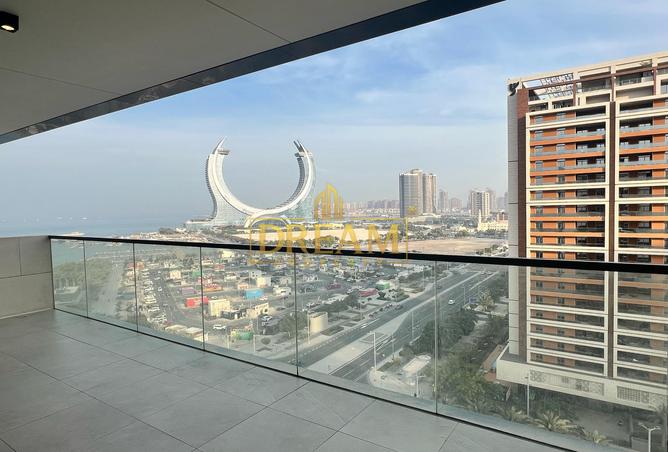 858125 - Property Image 2