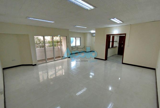 953638 - Property Image 2