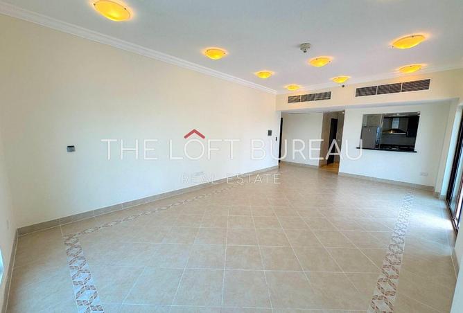 913682 - Property Image 2