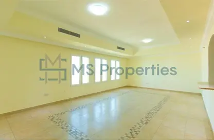 Apartment - 3 Bedrooms - 5 Bathrooms for sale in West Porto Drive - Porto Arabia - The Pearl Island - Doha