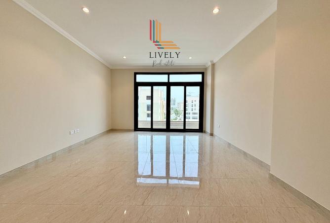 948622 - Property Image 2