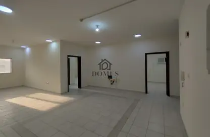Apartment - 3 Bedrooms - 3 Bathrooms for rent in Anas Street - Fereej Bin Mahmoud North - Fereej Bin Mahmoud - Doha