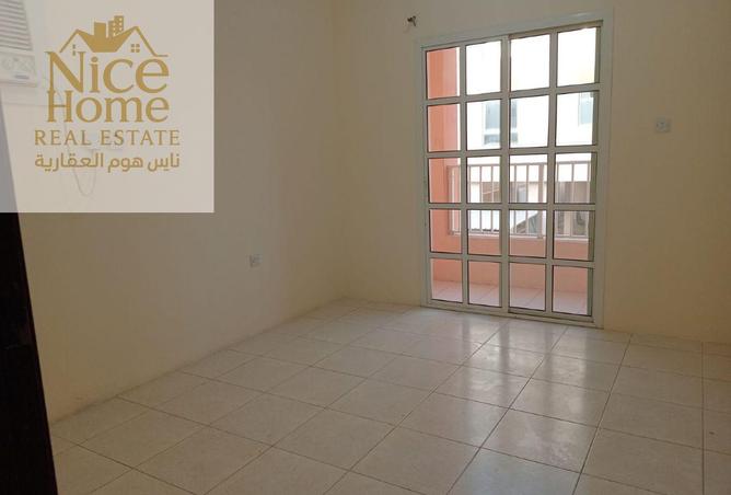 904064 - Property Image 2