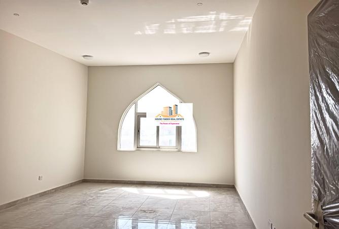 941076 - Property Image 2