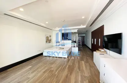 Apartment - Studio - 1 Bathroom for rent in Viva Bahriyah - The Pearl Island - Doha