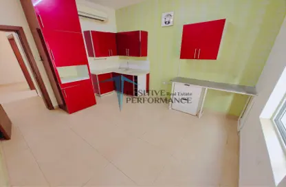 Apartment - 2 Bedrooms - 1 Bathroom for rent in Al Hilal - Al Hilal - Doha