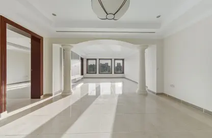 Townhouse - 2 Bedrooms - 3 Bathrooms for rent in Porto Arabia Townhouses - Porto Arabia - The Pearl Island - Doha