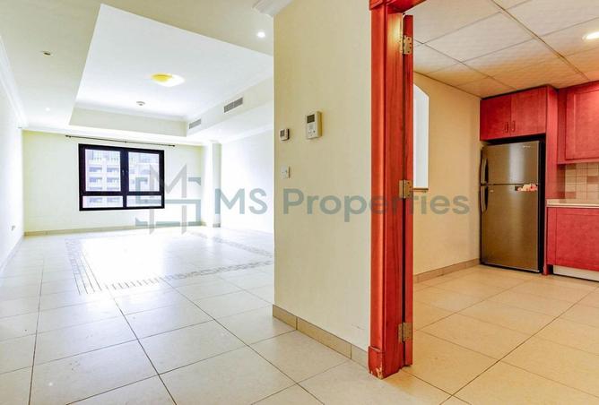 929402 - Property Image 2