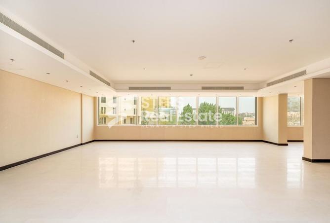 934584 - Property Image 3
