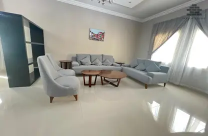 Apartment - 1 Bedroom - 2 Bathrooms for rent in Musheireb Tower - Musheireb - Musheireb - Doha