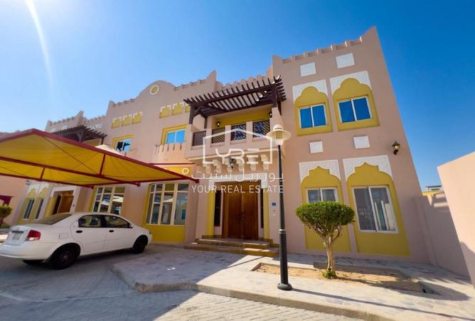 976166 - Property Image 2