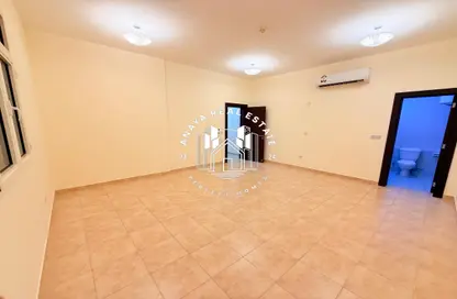 Apartment - 3 Bedrooms - 3 Bathrooms for rent in Najma - Doha