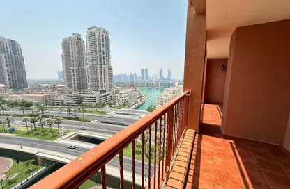 Apartment - 2 Bedrooms - 3 Bathrooms for rent in West Porto Drive - Porto Arabia - The Pearl Island - Doha