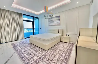 Apartment - 2 Bedrooms - 4 Bathrooms for rent in Lusail Marina Heights - Marina District - Lusail