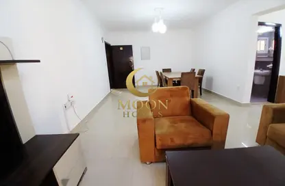 Apartment - 2 Bedrooms - 2 Bathrooms for rent in Umm Ghuwailina - Doha