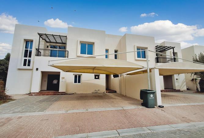 916040 - Property Main Image