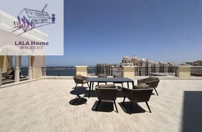 Penthouse - 2 Bedrooms - 4 Bathrooms for rent in Viva Central - Viva Bahriyah - The Pearl Island - Doha