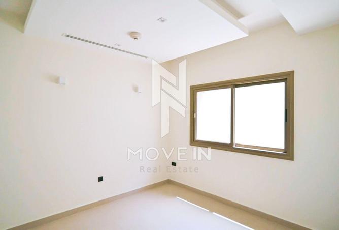 951276 - Property Image 2