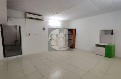 Apartment - Studio - 1 Bathroom for rent in Al Mansoura - Al Mansoura - Doha