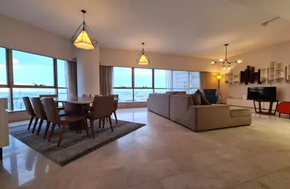 Apartment - 2 Bedrooms - 4 Bathrooms for rent in Al Sadd Road - Al Sadd - Doha